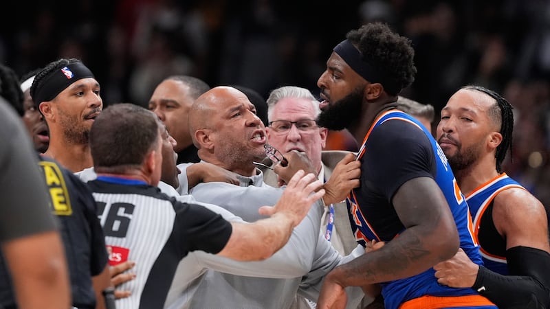 Hawks’ Daniels, Knicks’ Robinson ejected after fight in Game 6