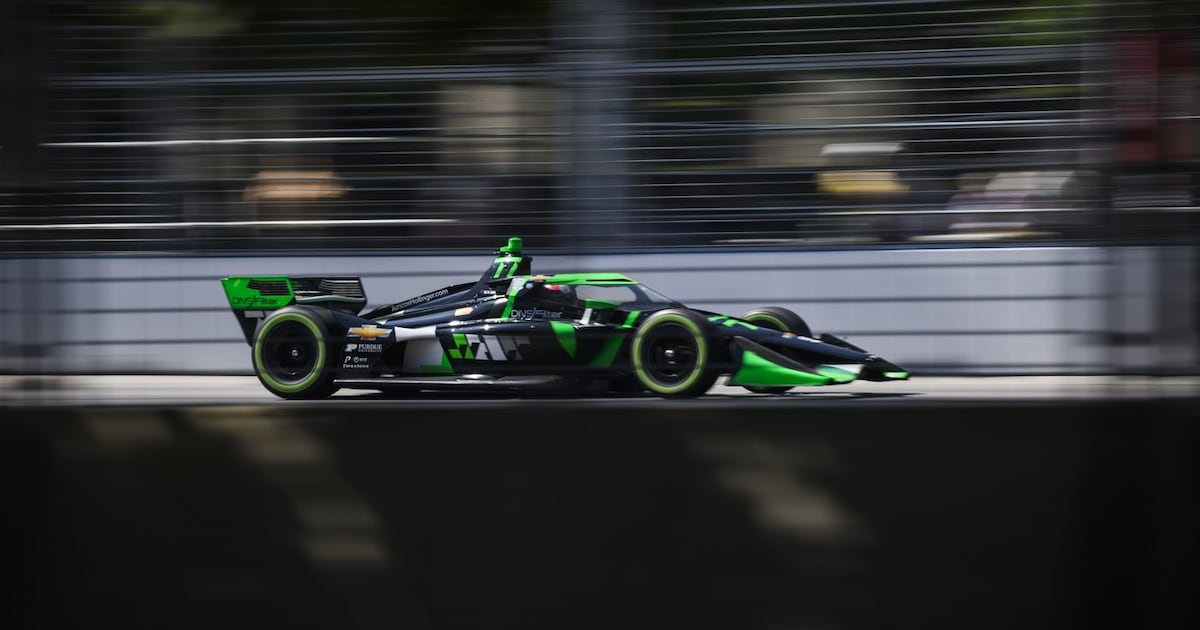 Track preparation problems delay practice at Ontario Honda Dealers Indy in Markham