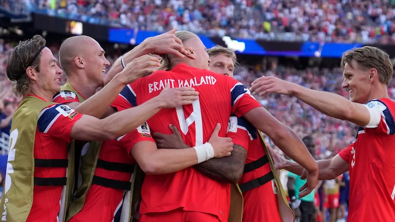 Haaland scores twice, adds assist in World Cup debut as Norway tops Iraq in Group I