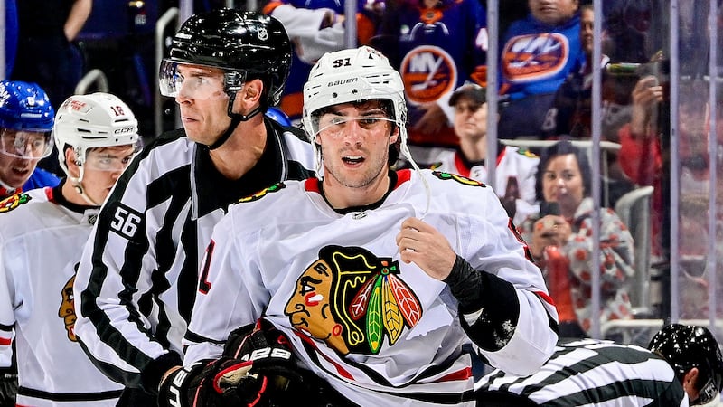 Blackhawks forward Nazar to have hearing after match penalty for hit on Horvat