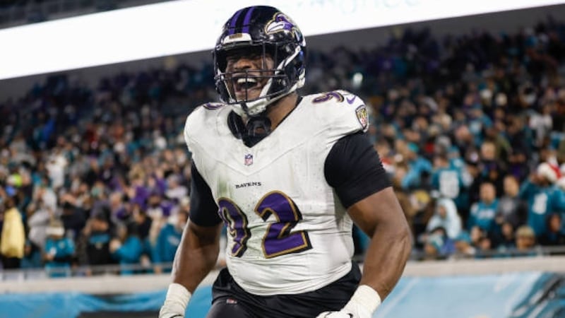 Ravens' Madubuike (neck) practices for 1st time in 10 months