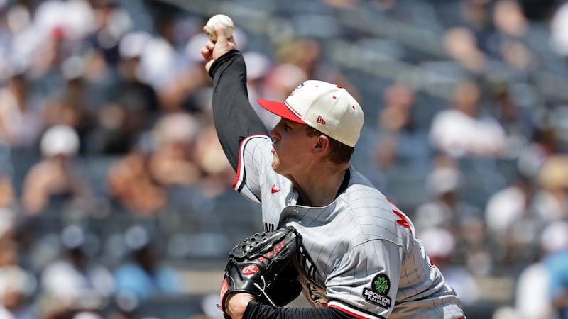 Twins RHP Matthews leaves game against Yankees with right foot injury