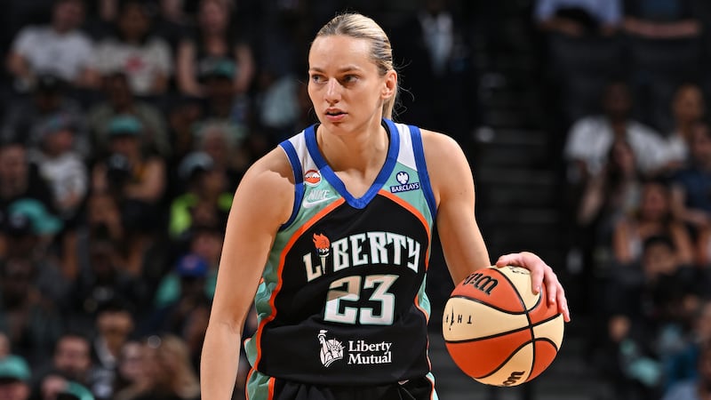 A late Liberty surge, sparked by Johannes, sinks Sun as Ionescu sits