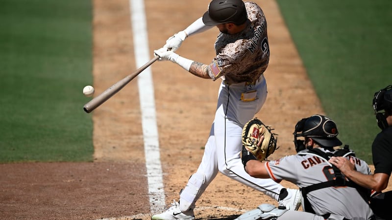 Merrill’s two-run homer helps Padres beat Giants