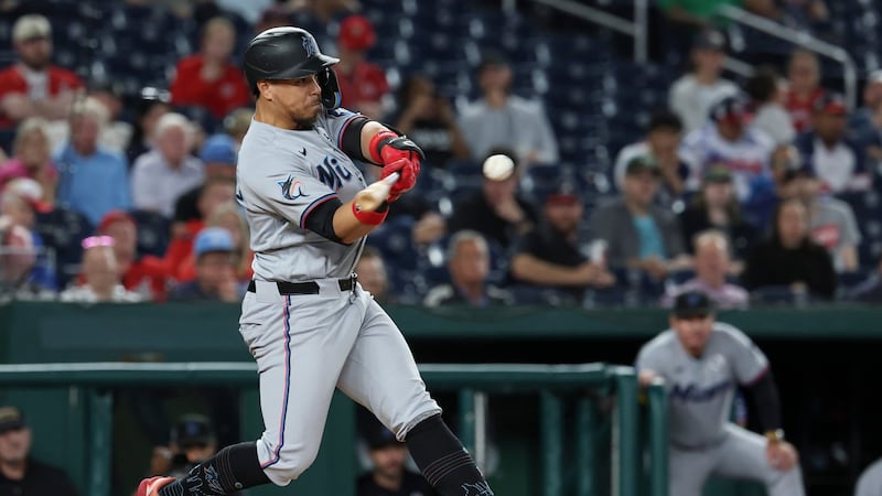 Marlins hit three straight homers, hold Nationals hitless until sixth inning in victory