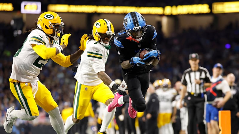 Packers rip officiating after roughing penalties prove costly in loss