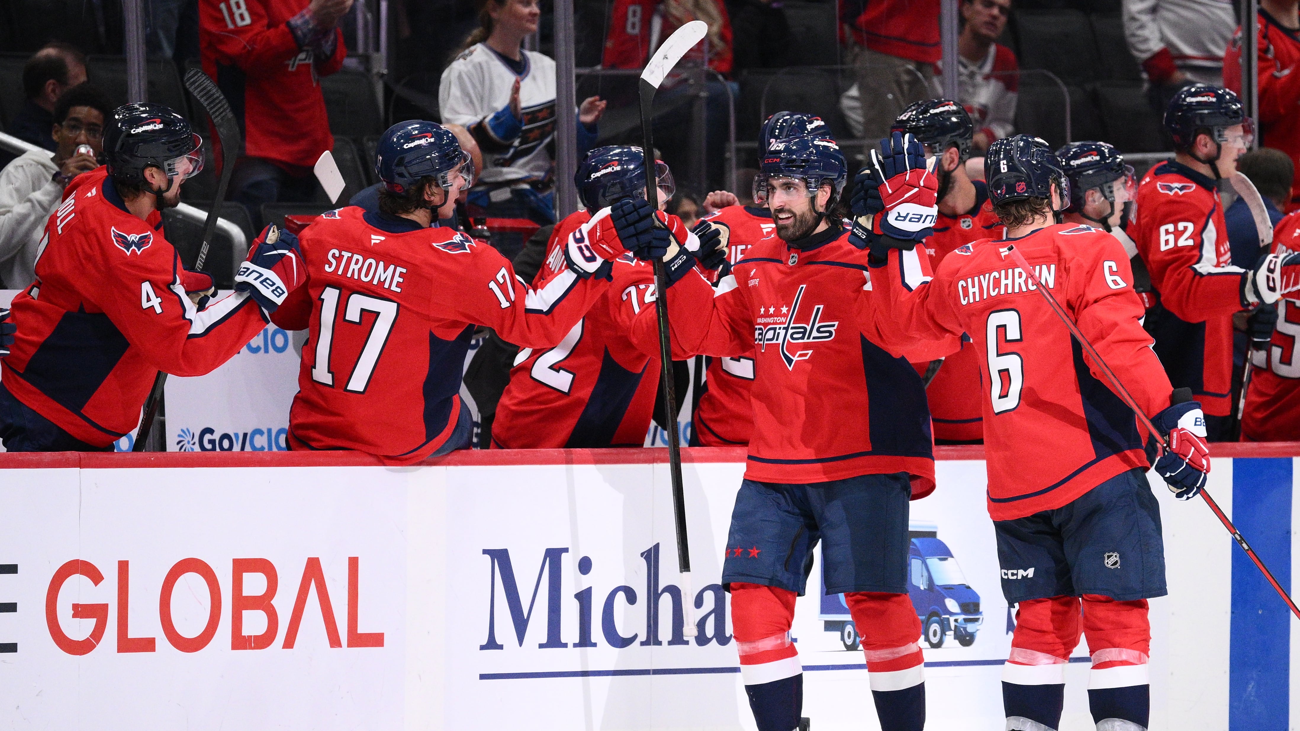 Tuch has two goals, assist as Capitals hold off Canadiens
