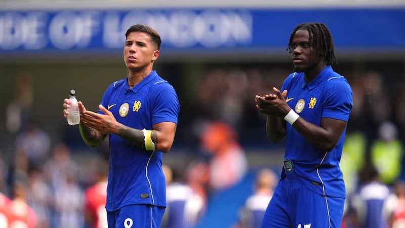 Boos and cheers for Fernandez in Chelsea preseason friendly win