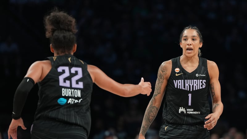 Hayes scores 18, Thornton adds 17 for Valkyries in win over Fire