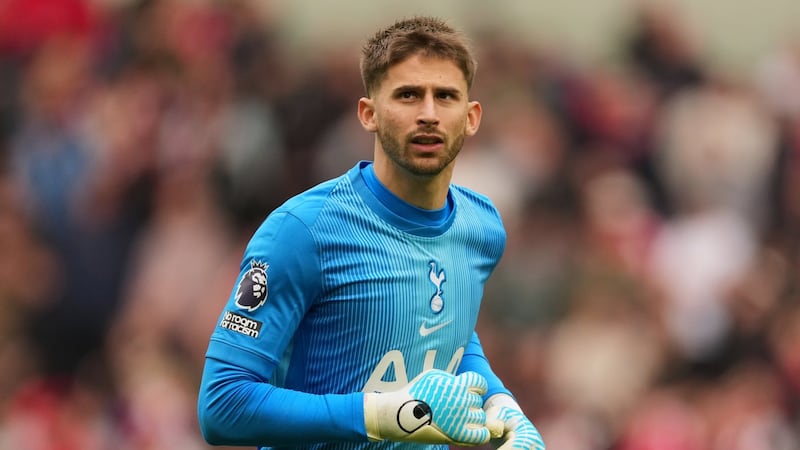 Juventus signs goalie Vicario on loan from Tottenham with option to buy