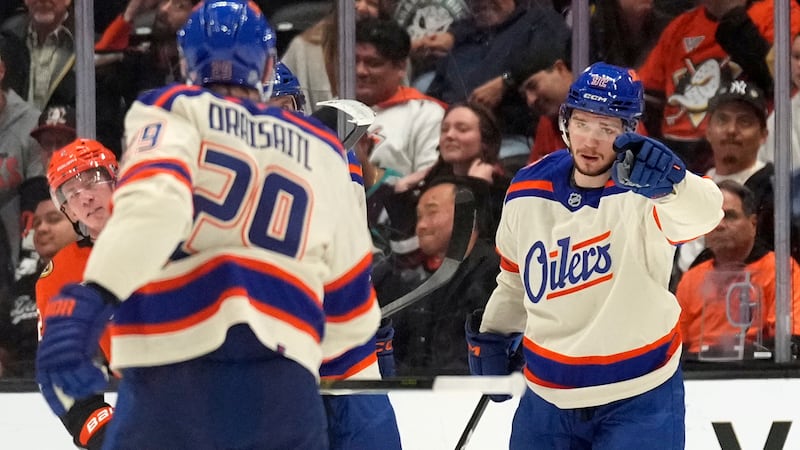Bouchard continues historic start, Draisaitl adds four assists as Oilers down Ducks
