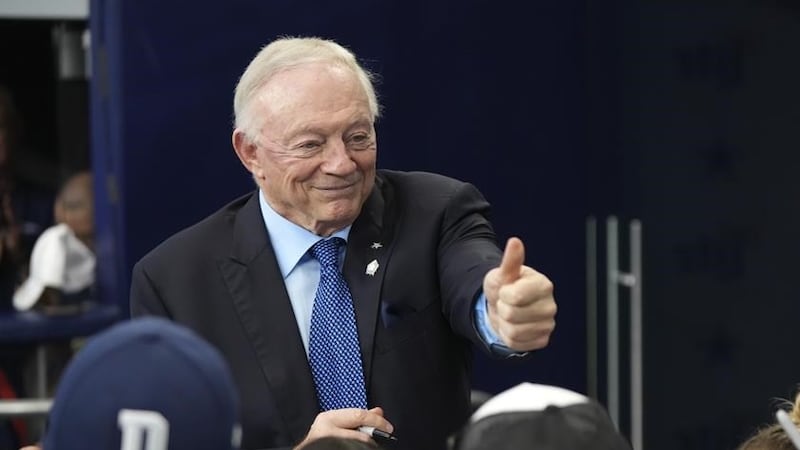Jones optimistic about Cowboys, likes 'what we put together'