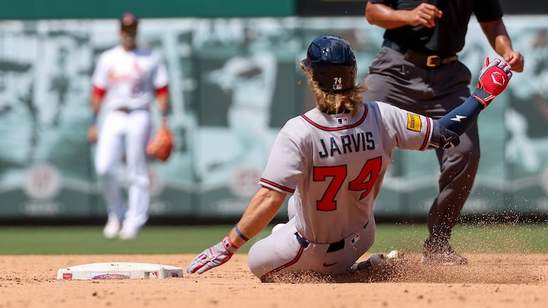 Braves rally in ninth for victory over Cardinals