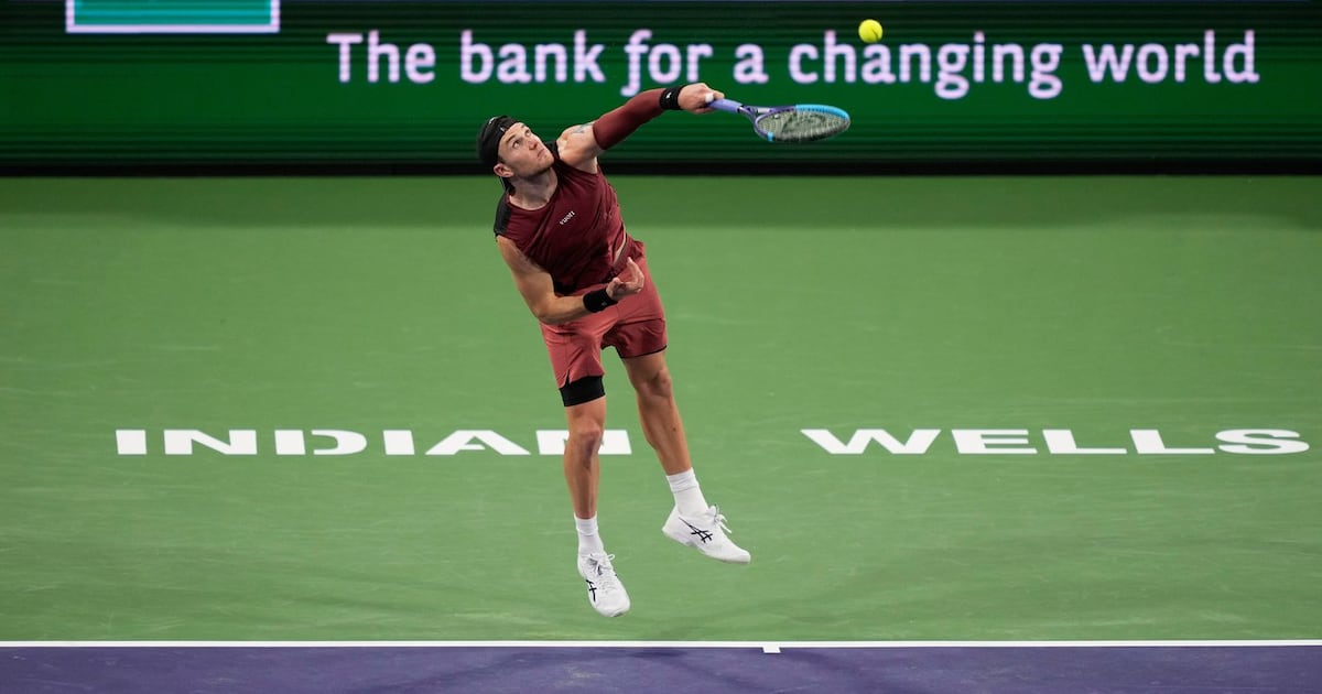 Jack Draper during a tennis match.