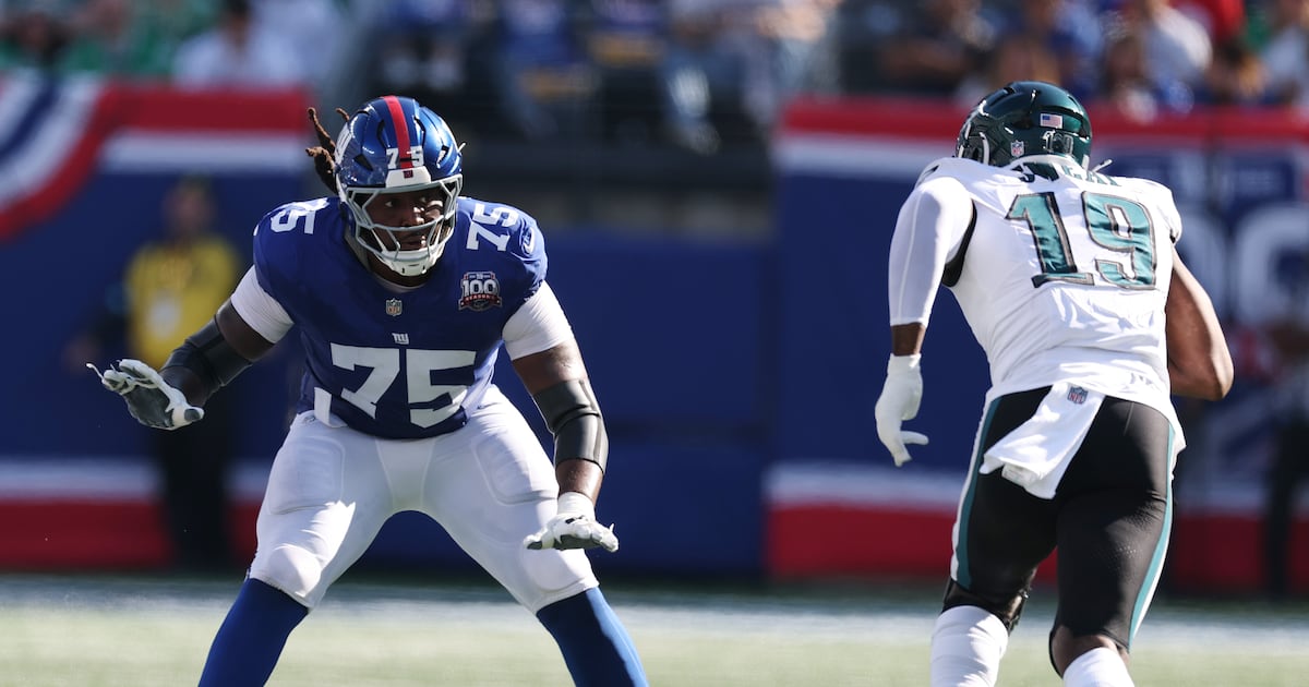 Report: Giants trading OL Ezeudu to Chiefs for '28 pick