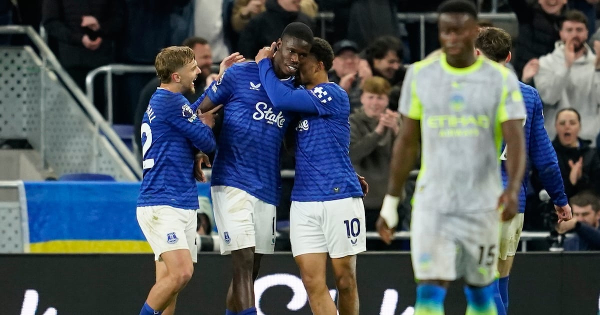 Marc Guehi gaffe sets Man City draw with Everton in motion