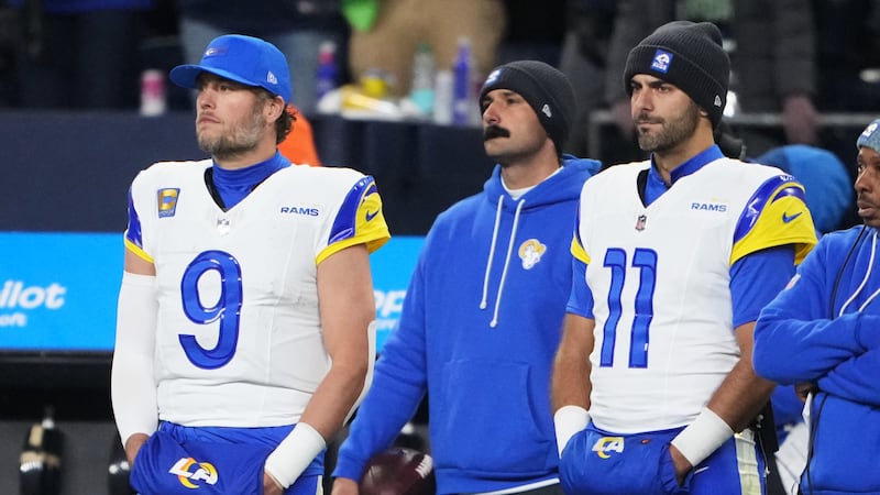 Sources: Free agent QB Garoppolo considering retirement