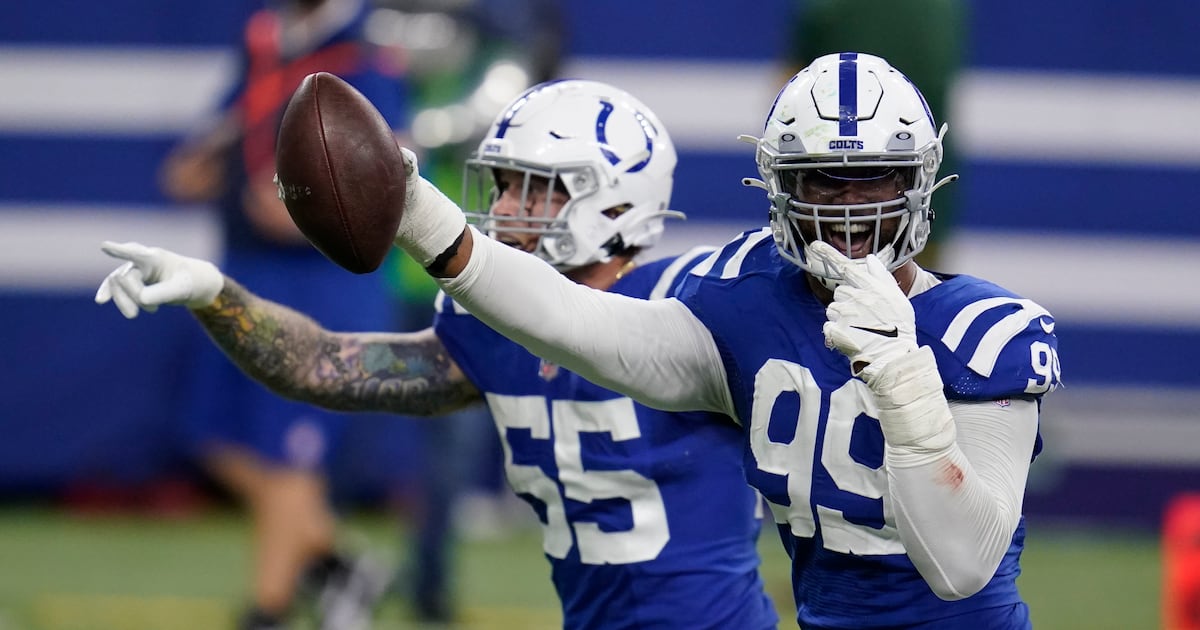 Colts DT Buckner back at practice after neck surgery
