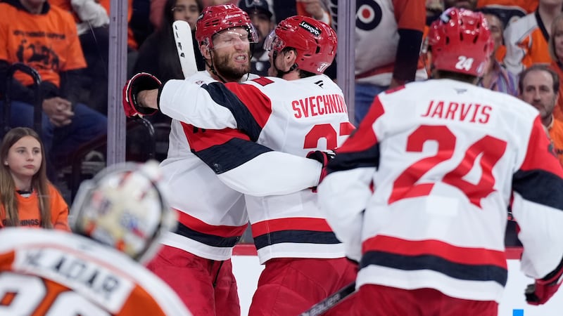 Hurricanes roll past Flyers on road to take 3-0 series lead