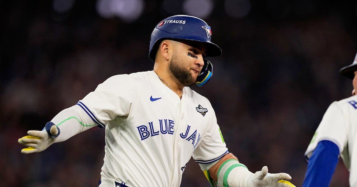 Report: Mets sign Bichette to three-year, $126M deal