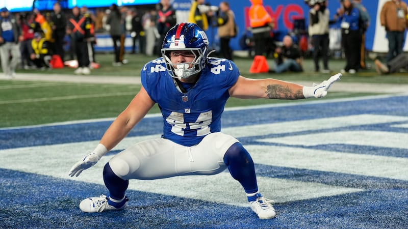 Skattebo still top option in crowded Giants backfield