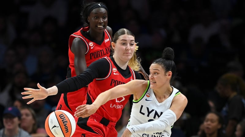 WNBA-leading Lynx beat Fire for fifth straight win