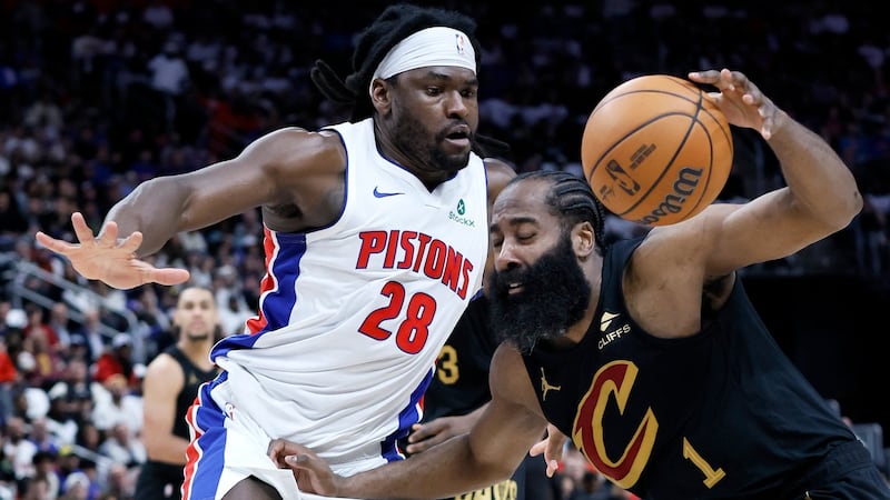 Cunningham, Harris lead Pistons over Cavaliers in opener