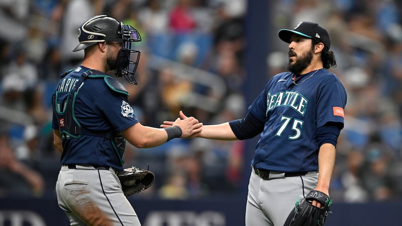 Mariners lose starter Hancock to hand injury but beat Rays to snap five-game skid