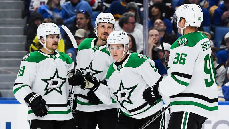 Oettinger has second straight shutout in Stars’ victory over Sabres