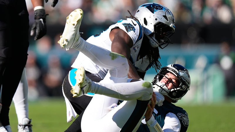 McKee struggles in place of injured Hurts and Eagles have first four-game skid since 2020