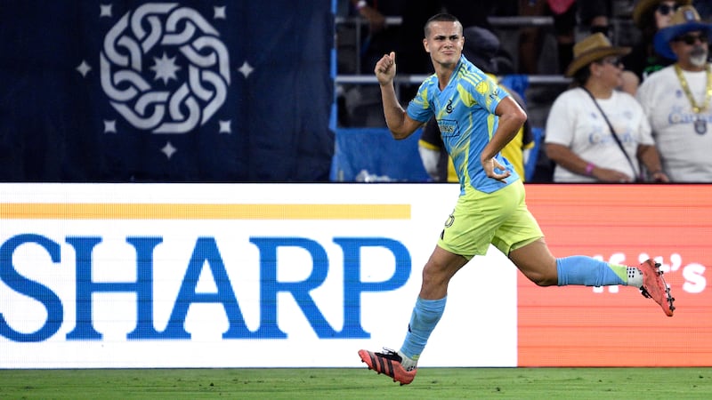 Sullivan records his first 2-goal game in MLS as Union cruise past San Diego