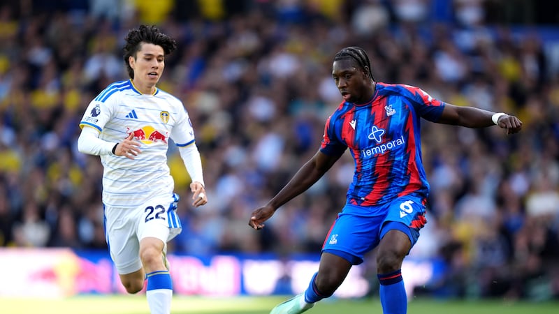 Leeds, Crystal Palace battle to gritty goalless draw