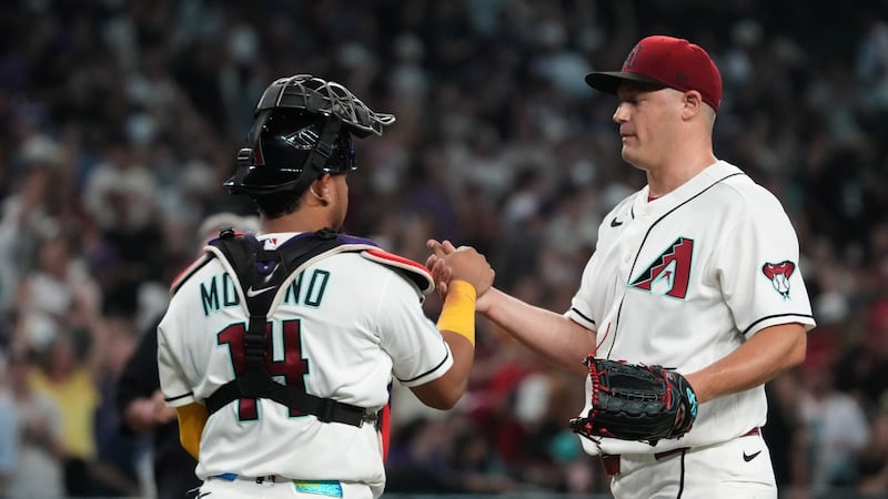 Smith’s first homer of season lifts Diamondbacks to win over Angels