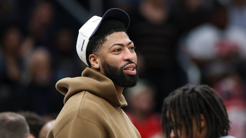 Report: Wizards intent on shunning trade offers for Davis