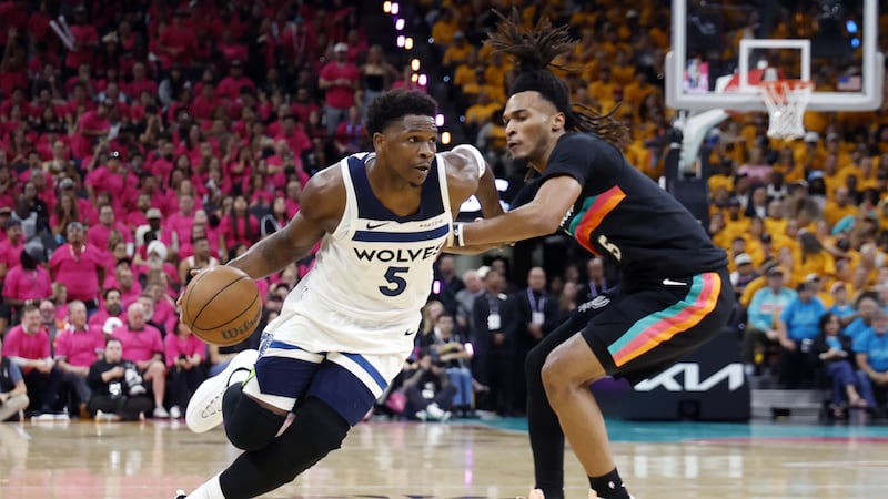 Edwards returns and Timberwolves overcome big game by Wemby to beat Spurs in opener