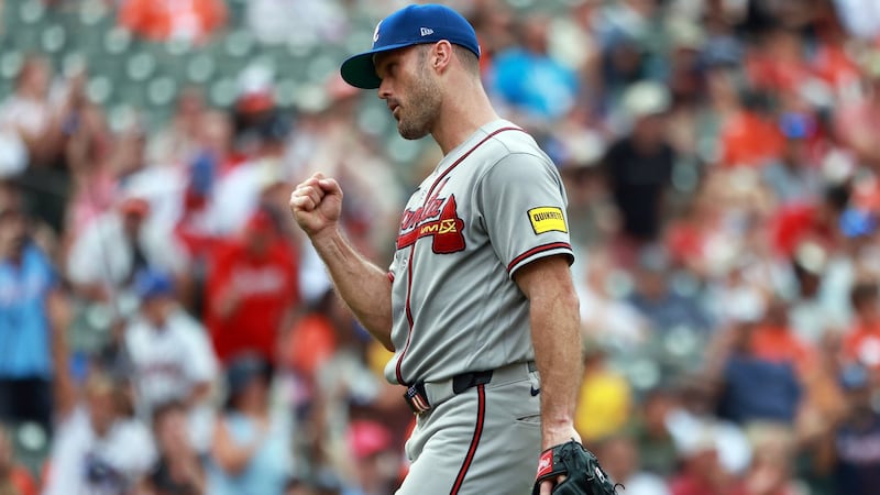 Weiss’ unusual intentional walk works in Braves’ win