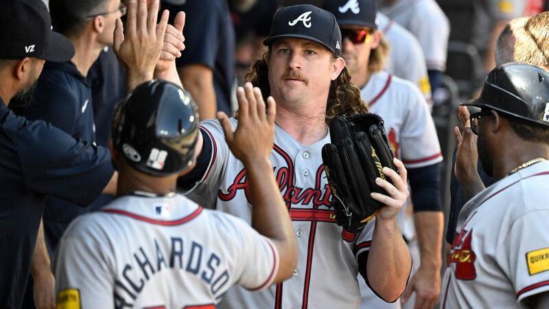 Braves beat White Sox as Holmes takes no-hitter into seventh