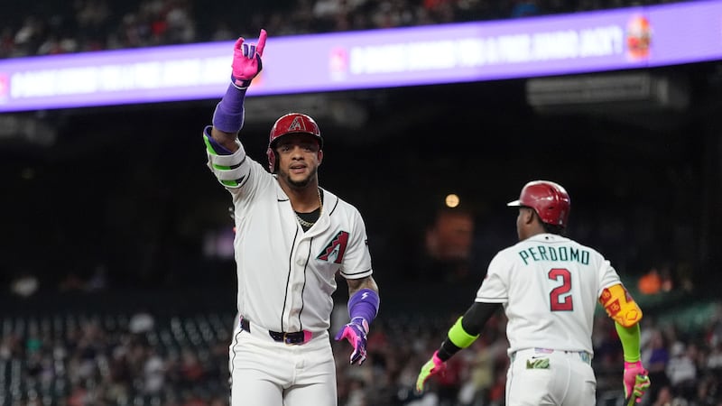 Marte homers in fourth straight game as D-backs extend dominance over Giants in win
