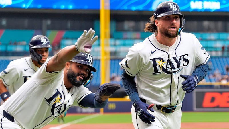 Vilade hits three-run homer as Rays beat Jays for fourth straight win