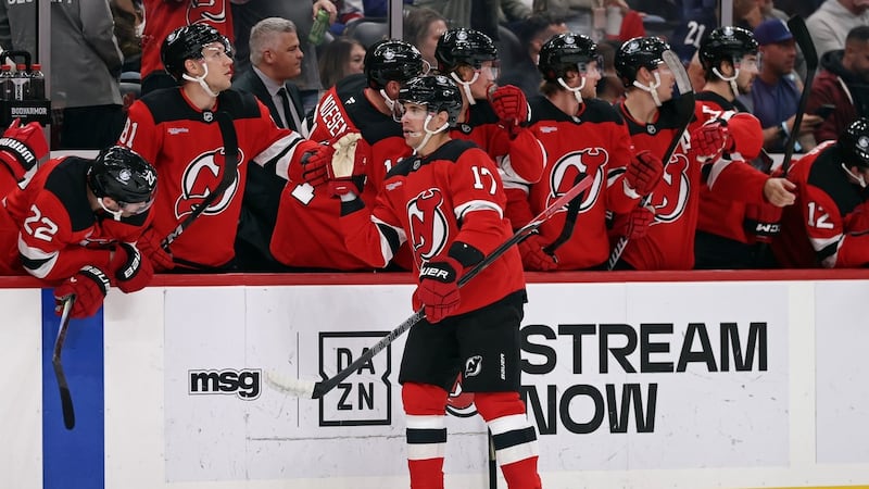 Devils score four goals in just over five minutes on way to routing Rangers