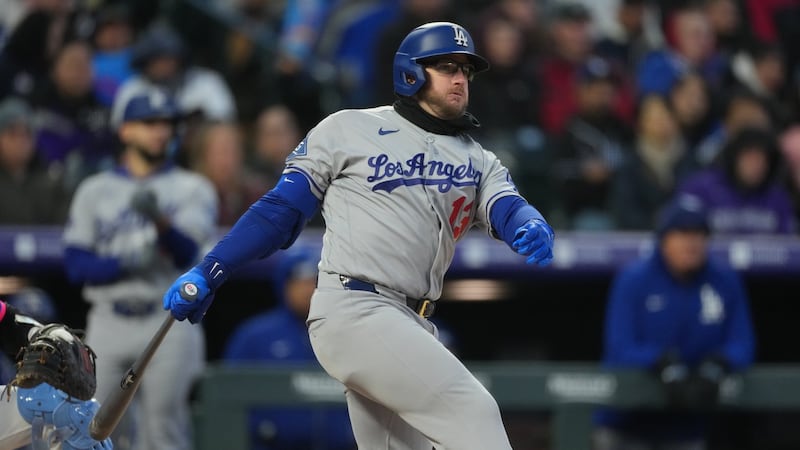 Muncy homers twice to back strong start by Glasnow as Dodgers top Rockies