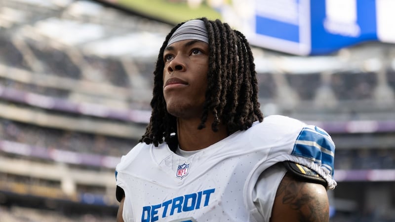 Lions RB Gibbs reports to training camp but doesn’t attend team’s first practice
