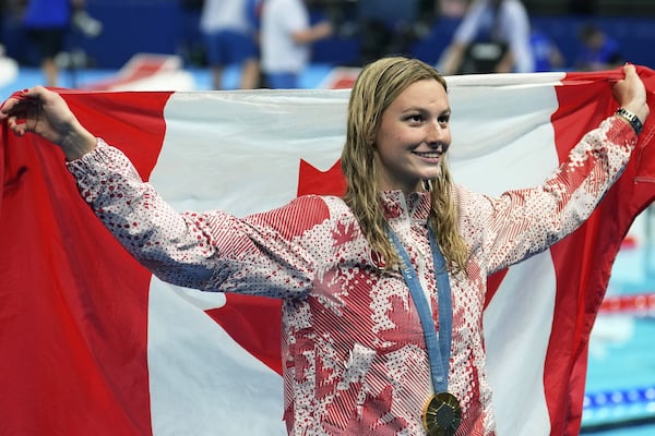 Canadian swimmer McIntosh signs with Octagon athlete agency