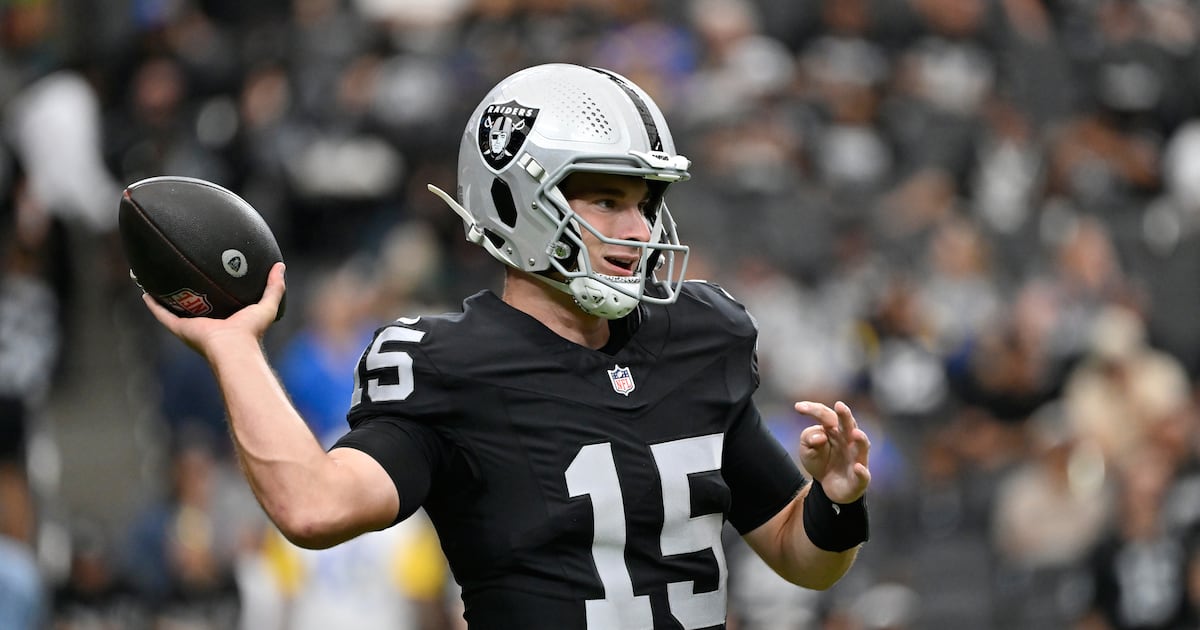Photo: TSN Las Vegas Raiders quarterback Fernando Mendoza works out prior to an NFL football game against the Los Angeles Rams, Sunday