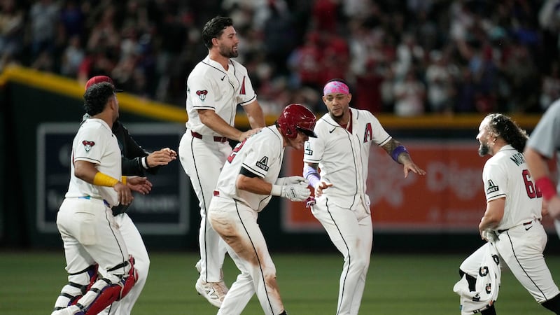Kepler hits walk-off double in 10th, Diamondbacks rally from seven-run deficit to beat Cardinals