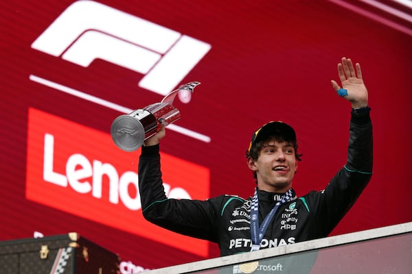 Antonelli takes advantage of Russell’s car troubles, wins Canadian GP for fourth consecutive F1 victory