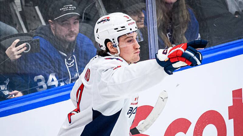 Capitals sign Leonard, 21, to eight-year, $84M extension on max term deadline day