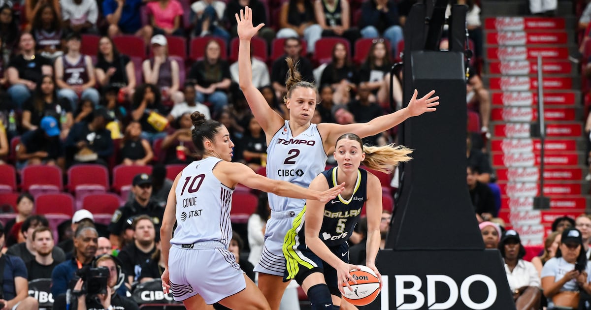 Tempo fall in first Montreal match to season-high Bueckers performance