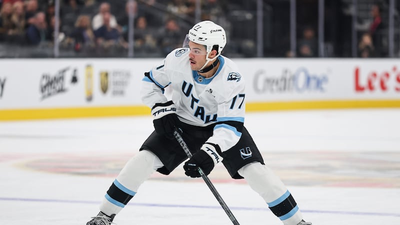 Ice Chips: Mammoth assign Desnoyers, Iginla to AHL, place Tanev, Roy on waivers