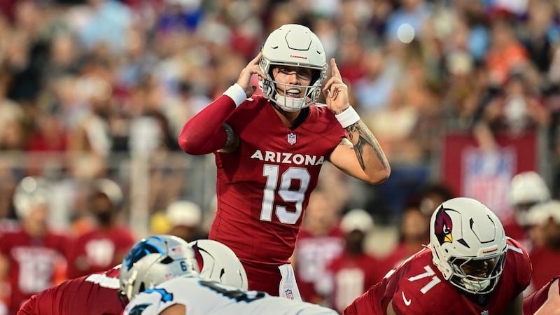 Rookie QB Beck delivers efficient debut for Cardinals